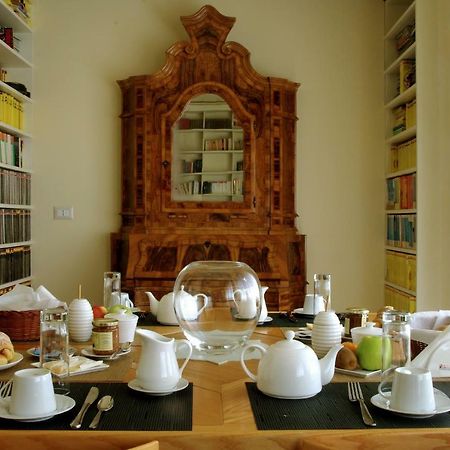 La Casa Di Boz B&B Нуоро Экстерьер фото