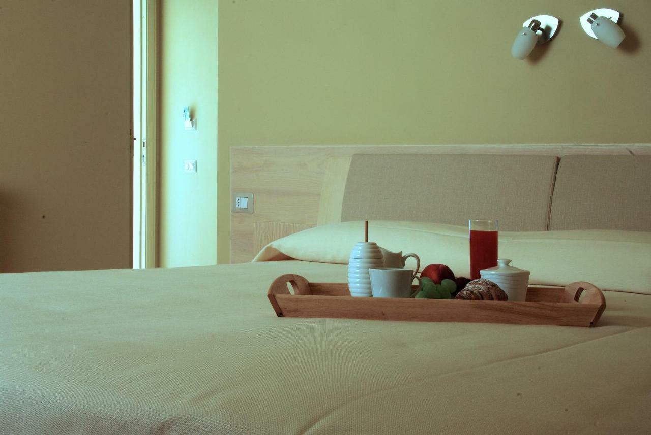 La Casa Di Boz B&B Нуоро Экстерьер фото