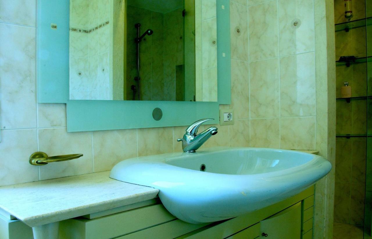 La Casa Di Boz B&B Нуоро Экстерьер фото